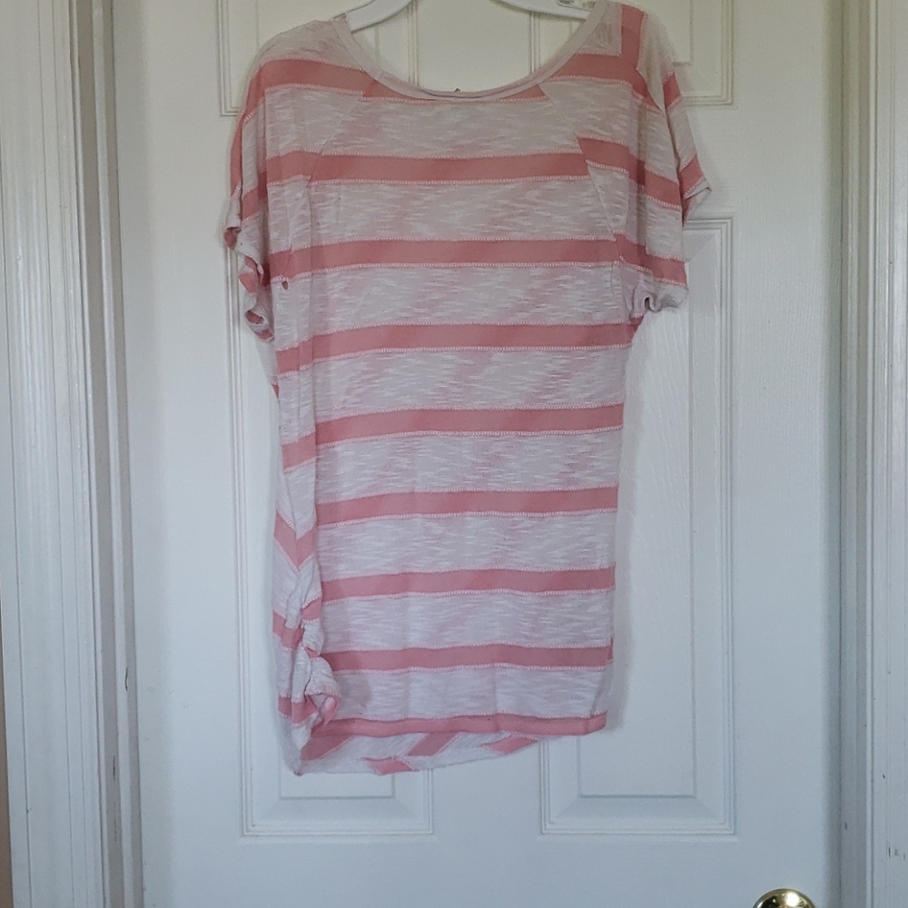 Layering top - Picture 2 of 2